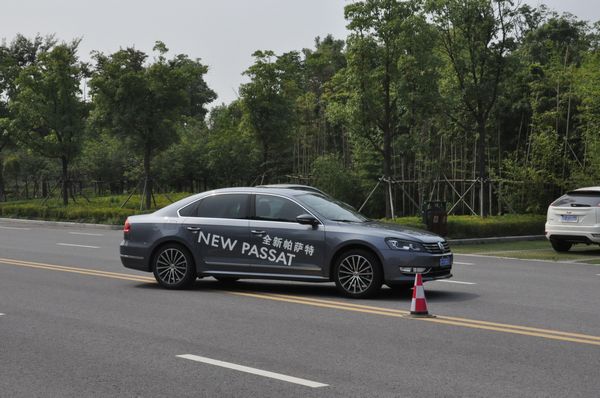 “一桿進洞”全新帕薩特蘇州區(qū)域品鑒會!