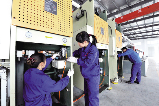 太倉中博鐵路緊固件有限公司“緊固”滬寧高鐵