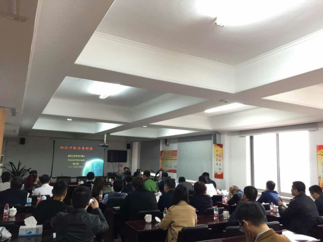 窗內(nèi)聽書聲，窗外聞風(fēng)雨——陽光公開課小記