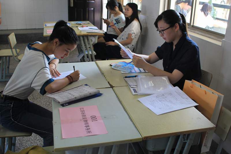 熱！——太倉市2017夏季招聘會(huì)酷暑中圓滿落幕