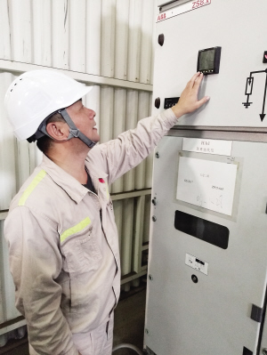 朱永豐:碼頭機(jī)器設(shè)備的“守護(hù)神”