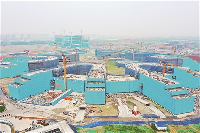 西浦太倉(cāng)校區(qū)教學(xué)區(qū)主體結(jié)構(gòu)全面封頂