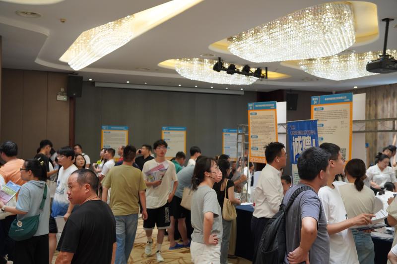 火熱，2023太倉夏季畢業(yè)生招聘會圓滿落幕，網(wǎng)上專場繼續(xù)