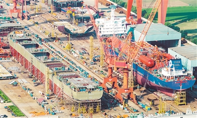 揚(yáng)子三井造船忙